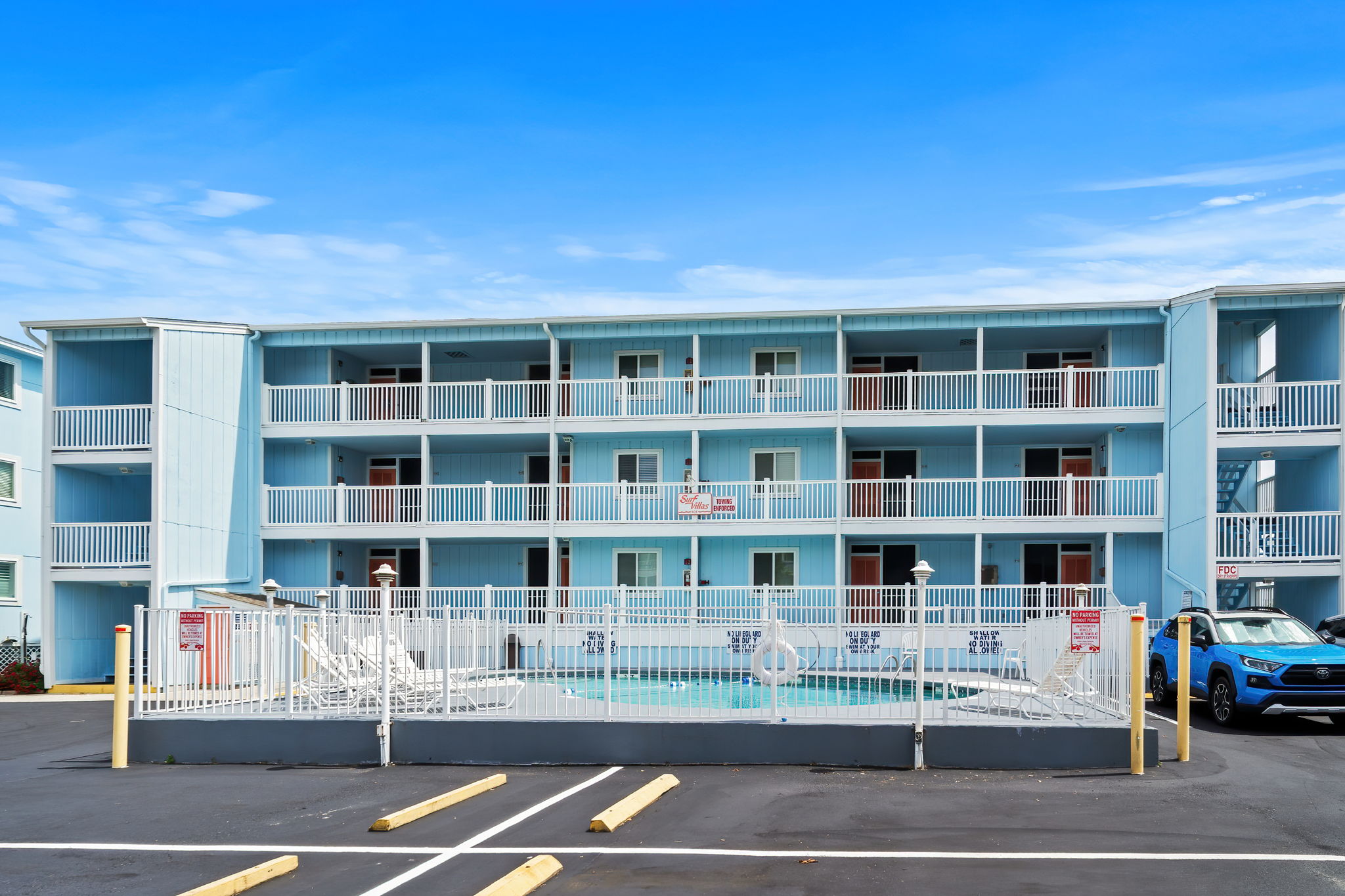 Resort Surf Villas